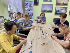 На творческих площадках Центра социального обслуживания населения Лысогорского района прошел цикл мероприятий