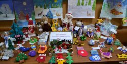 В ГАУ СО КЦСОН Лысогорского района организована выставка детского творчества