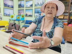 Индивидуальное занятие по пальчиковой гимнастике с карандашами