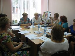 Заседание круглого стола в ГАУ СО ЦСЗН Лысогорского района