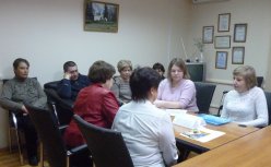 Сотрудники  ГАУ СО КЦСОН Лысогорского района приняли  участие в заседании  круглого стола  по вопросам трудоустройства граждан с ограниченными возможностями
