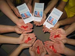 В ГАУ СО ЦСЗН Лысогорского района прошла акция, посвященная Всемирному дню борьбы со СПИДом 