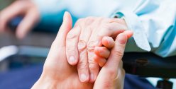 Специалисты КЦСОН Лысогорского района приняли участие в онлайн-конференции  «Профессиональный подход к паллиативной помощи»