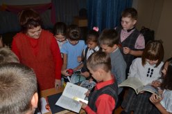 И вновь «Серебряные волонтеры» встретились с детьми