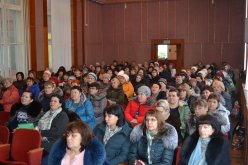 В КЦСОН Лысогорского района прошло общее собрание трудового коллектива по итогам работы за 2019 год