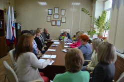 В КЦСОН Лысогорского района состоялось расширенное заседание комиссии по координации работы по противодействию коррупции 