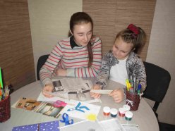 В ГАУ СО ЦСЗН Лысогорского района стартовала акция «Письмо солдату»