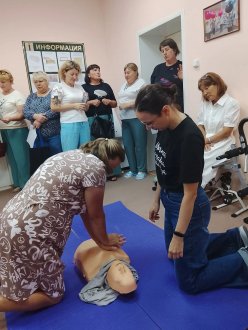 Итоговая аттестация сотрудников по основной программе профессиональной подготовки с присвоением квалификации «Помощник по уходу»