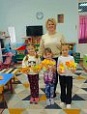 Осень – время творить весёлые поделки из осенних листьев! 